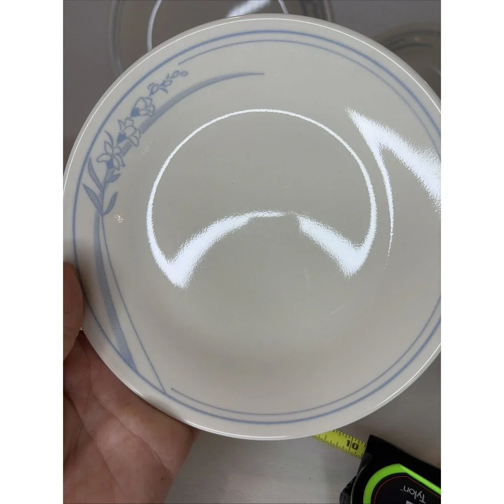 Corning Corelle Blue Lily Dinner/Dessert Plates